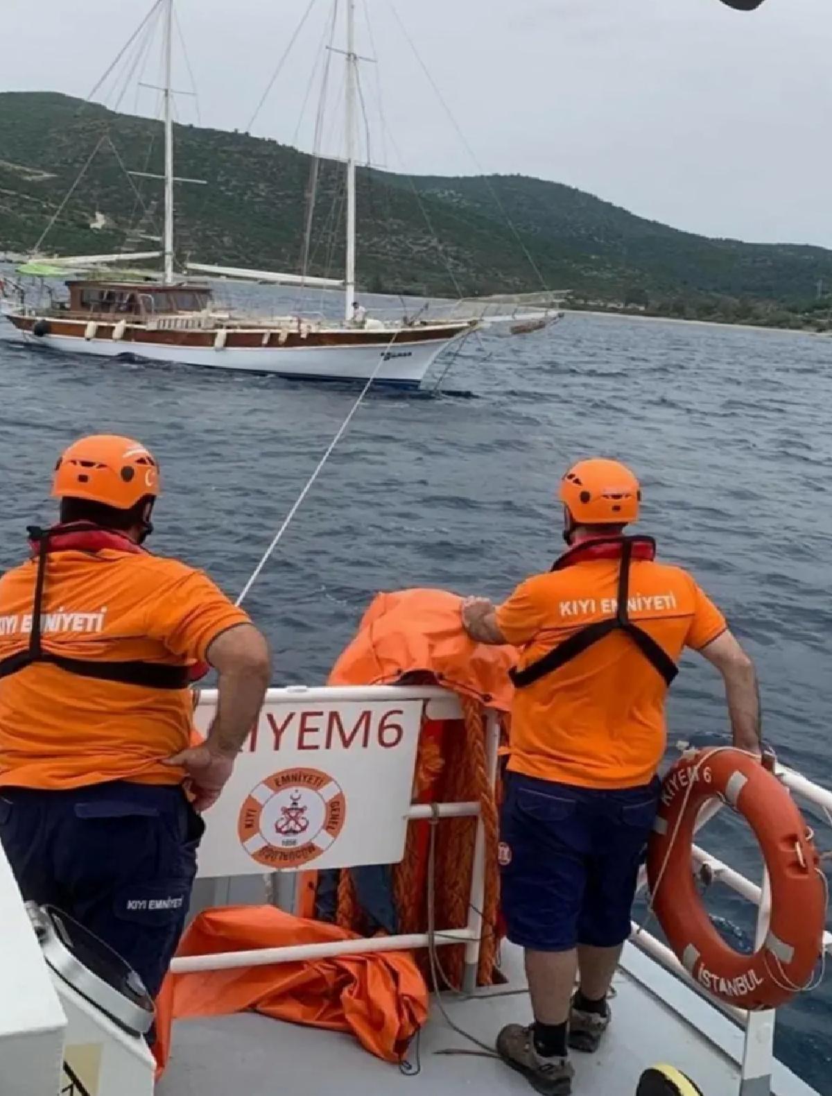 Bodrum’da Suyun İçinde Tekne Kurtarıldı
