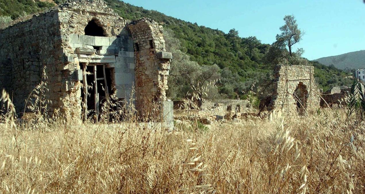 Bodrum’daki 1500 yıllık manastır zamana direniyor