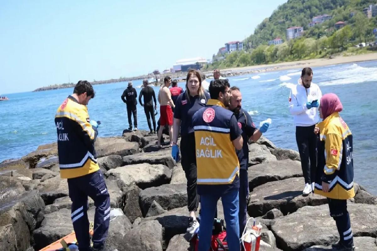 Boğulma Tehlikesi Geçiren 3 Öğrenci Kurtarıldı