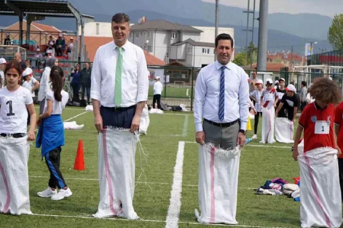 Bolu’da Geleneksel Çocuk Şenliği Renkli Geçti