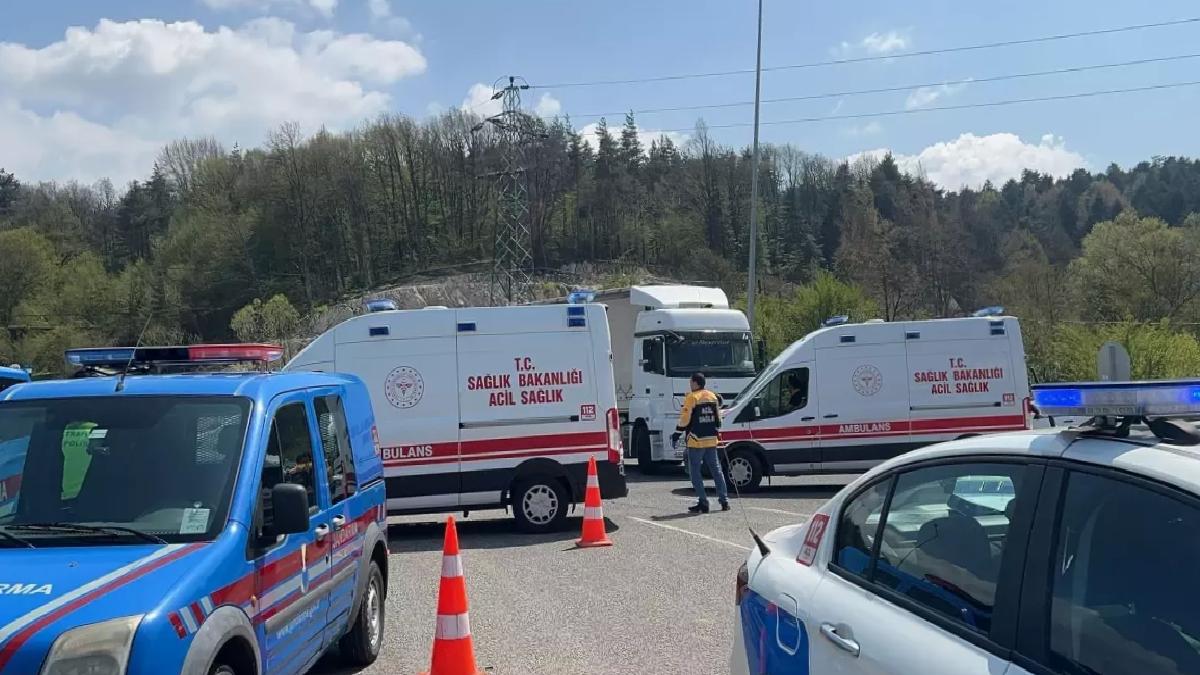 Bolu’da Trafik Kazası: 10 Yaralı