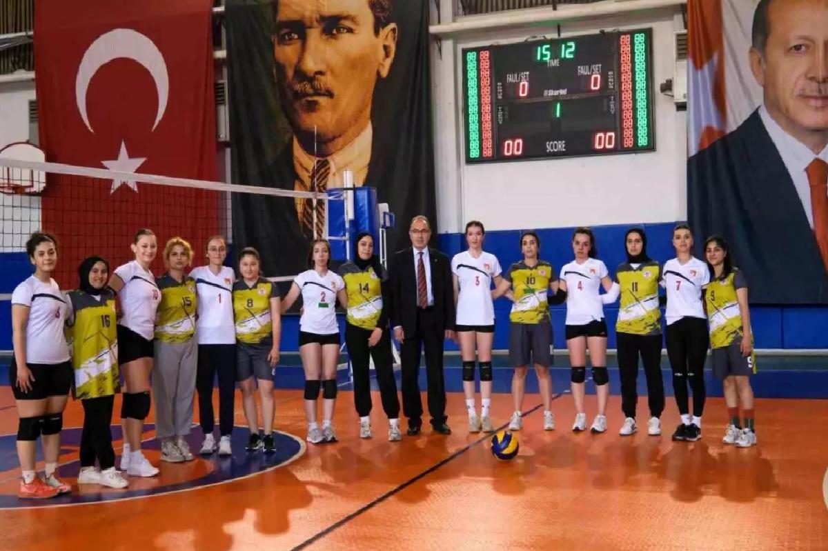 BŞEÜ’de Bahar Spor Turnuvaları Coşkuyla Devam Ediyor