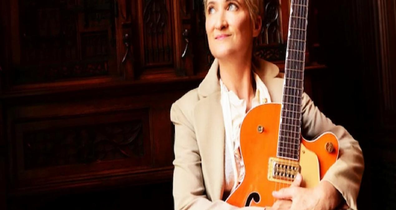 Bugün konser verecekti… Ünlü şarkıcı evinde çıkan yangında hayatını kaybetti