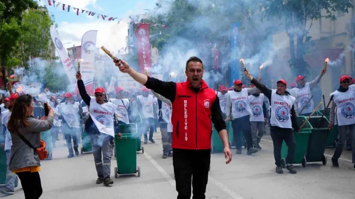 Burdur’da 1 Mayıs Emek ve Dayanışma Günü Kutlandı