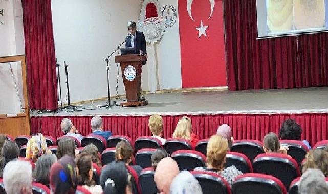 Burhaniye’de Çölyak Hastalığına Farkındalık Konferansı düzenlendi.