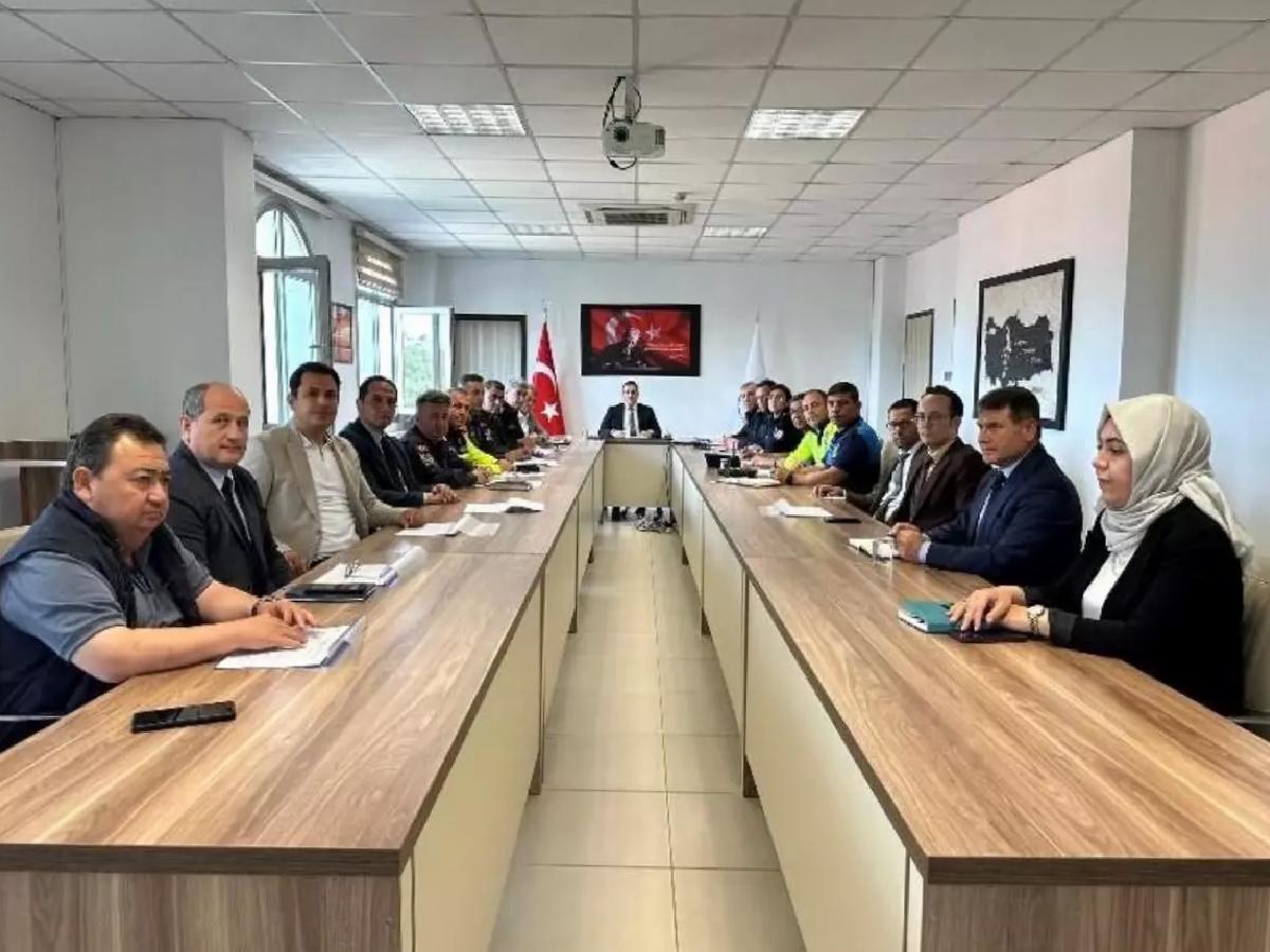 Burhaniye’de Güvenlik Danışma Kurulu Toplantısı Yapıldı