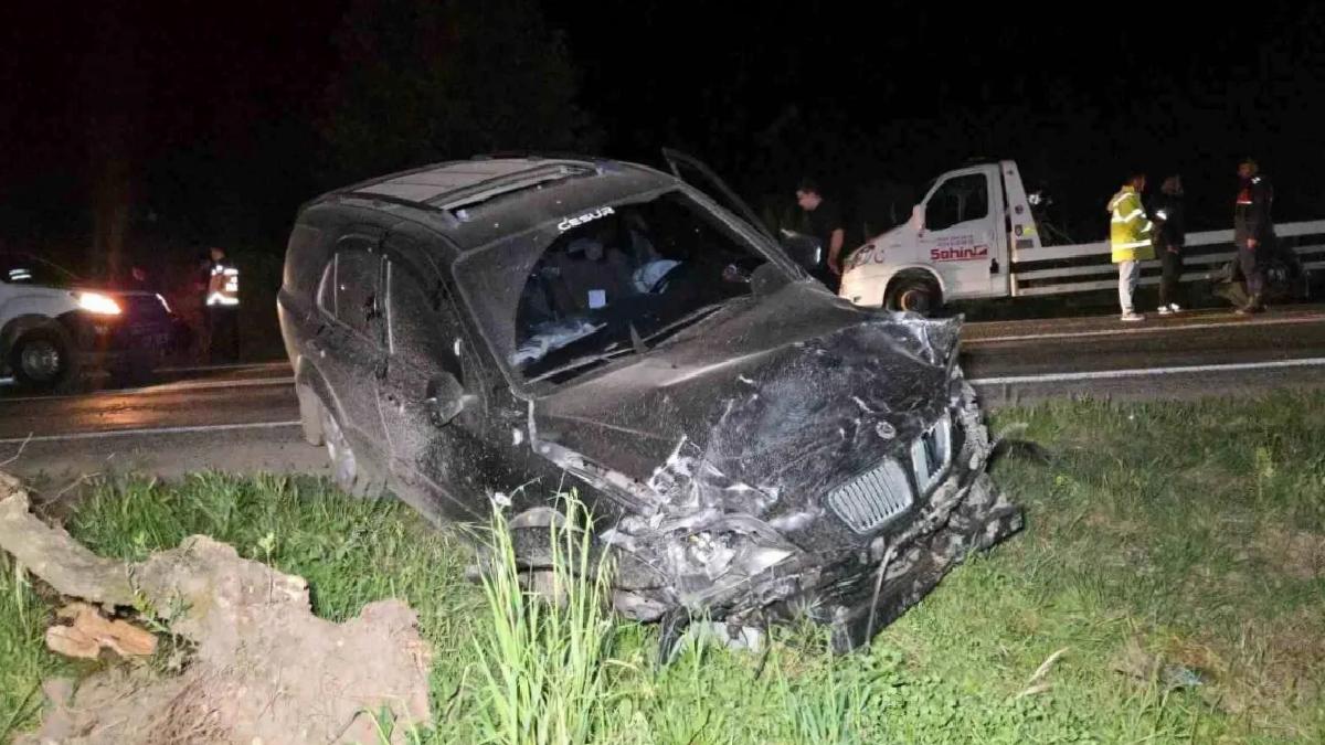 Bursa’da Lüks Otomobil Kazasında 3 Ölüm
