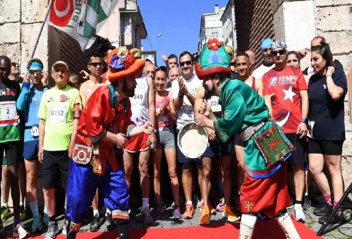 Bursa’da Trafik Kapalı: Osmangazi Koşusu