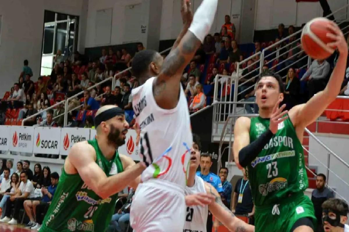 Bursaspor, Aliağa Petkimspor’u Deplasmanda Yenerek Play-In’e Yükseldi