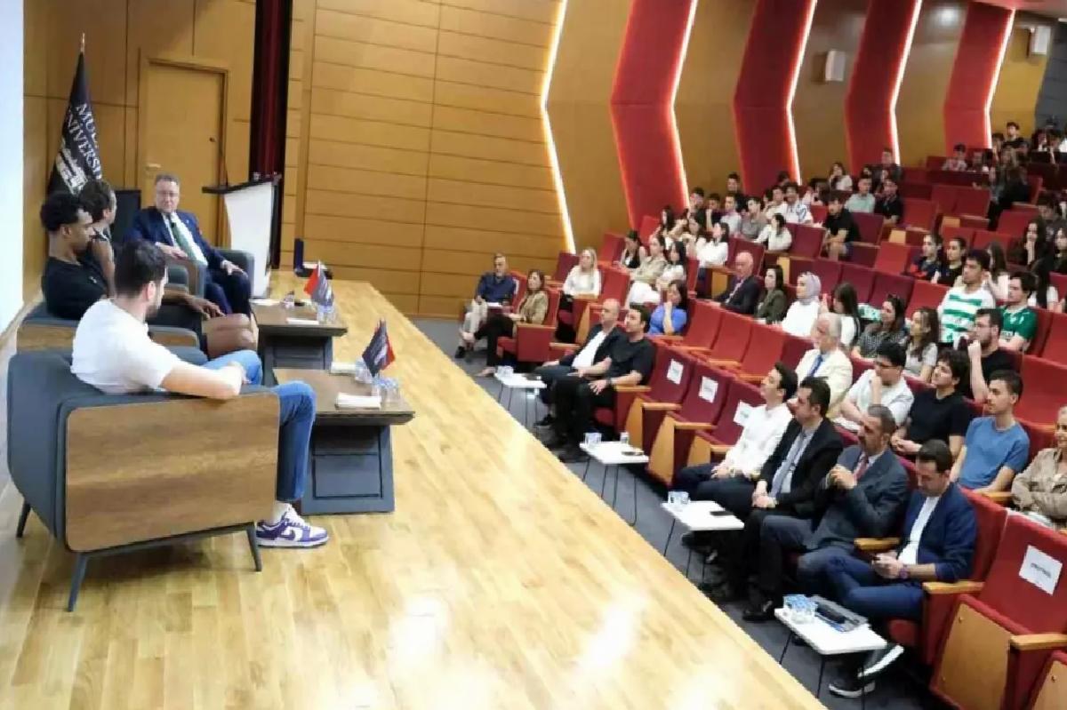 Bursaspor Basketbol Takımı Öğrencilerle Buluştu