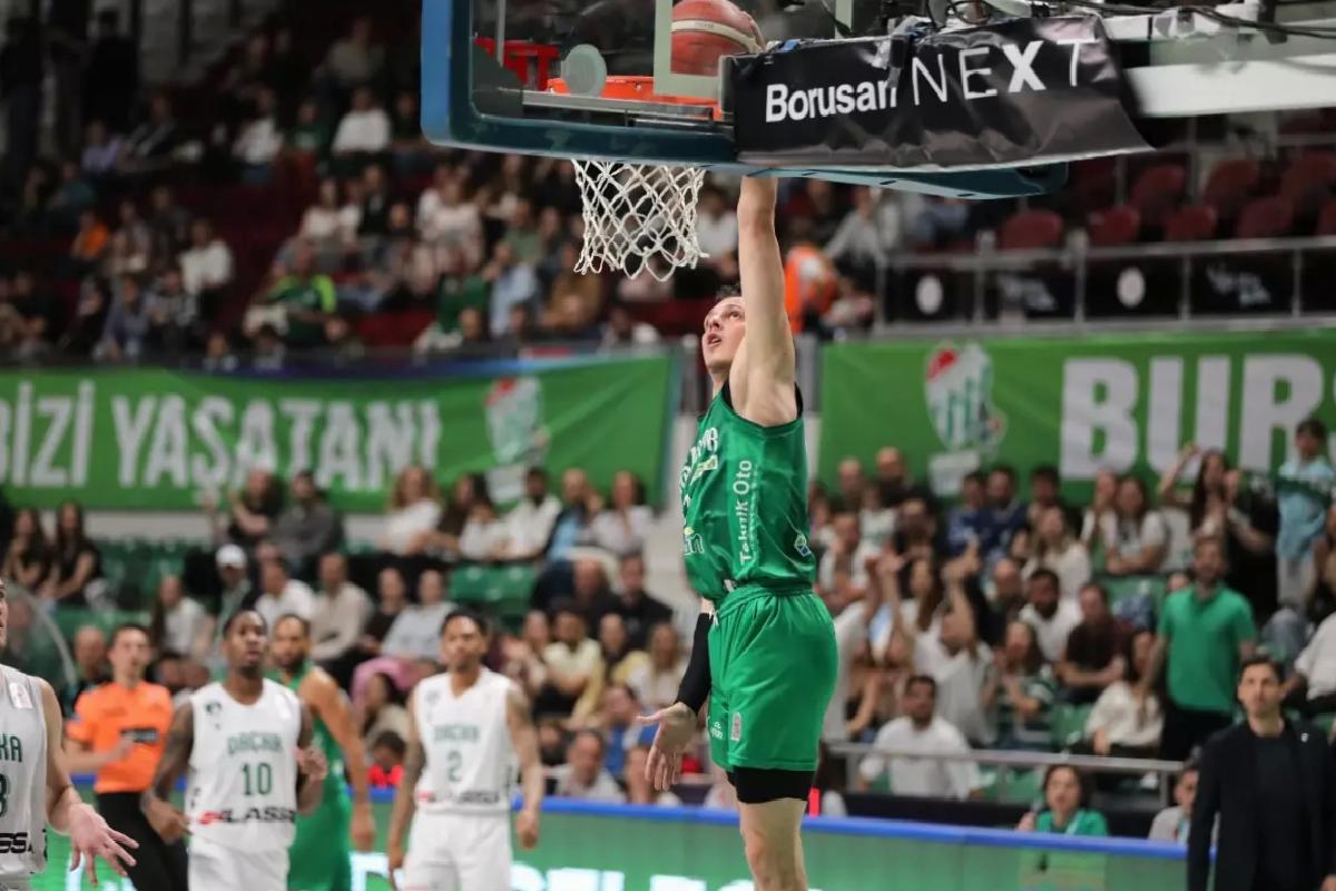 Bursaspor, Darüşşafaka’yı Yendi
