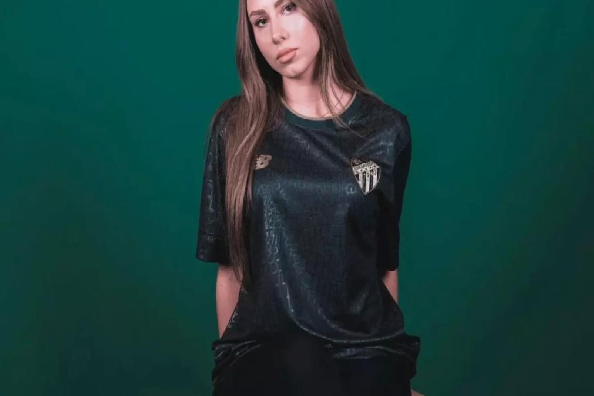 Bursaspor yeni formalarını tanıttı! Taraftarlar o formalara hayran kaldı