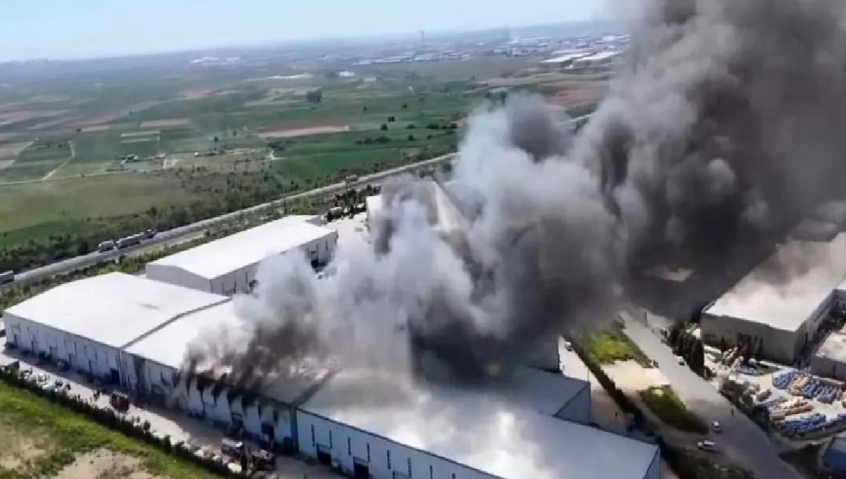 Çerkezköy’de Fabrika Yangını