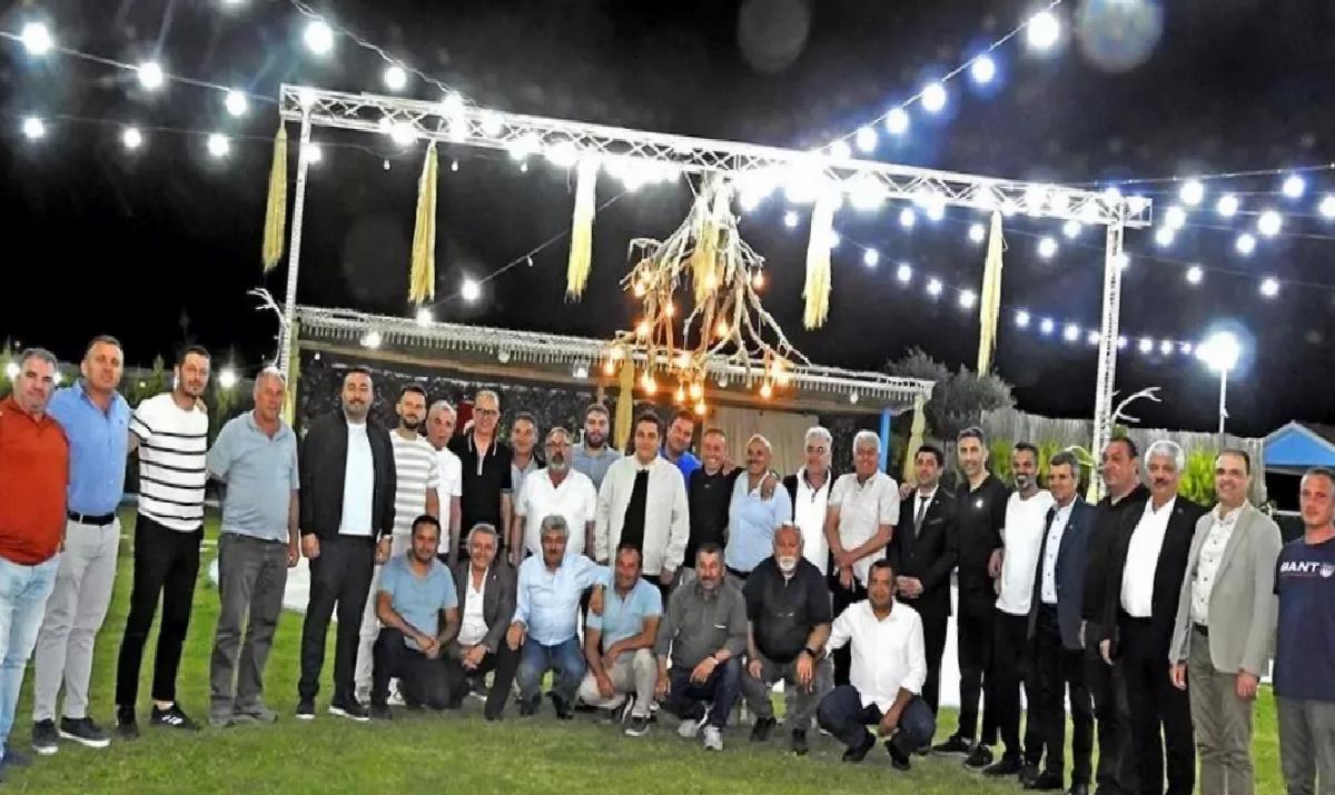 Çeşme Muhtarlar Derneği Kuruluşunu Kutladı