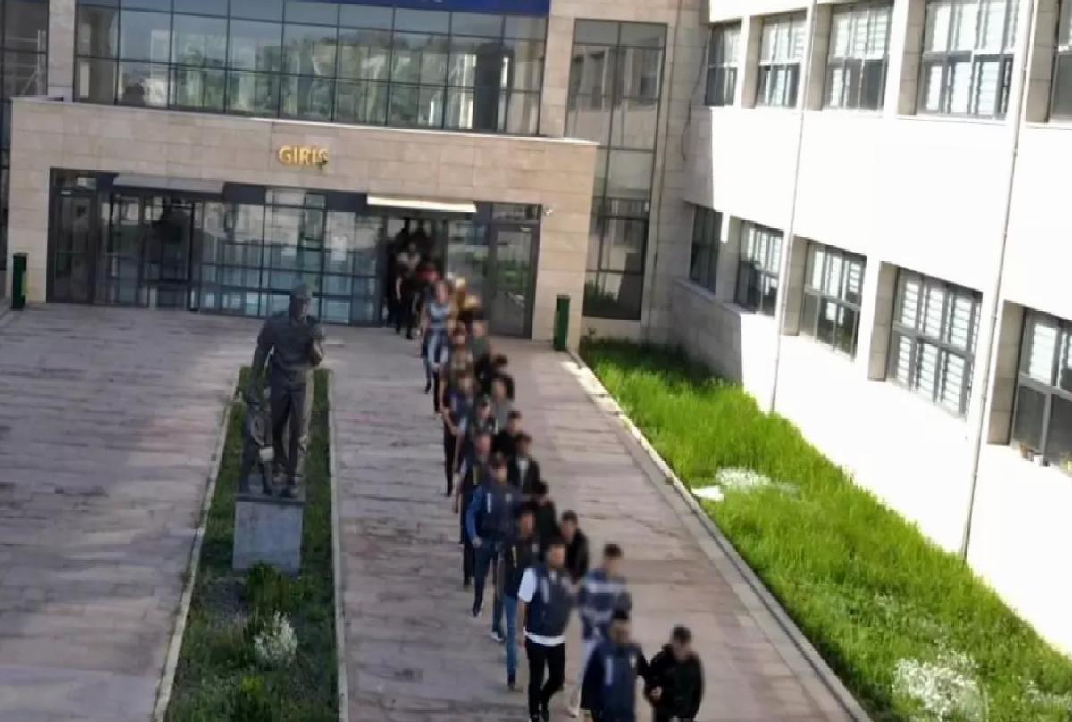 Çeteye Operasyon: 25 Tutuklama