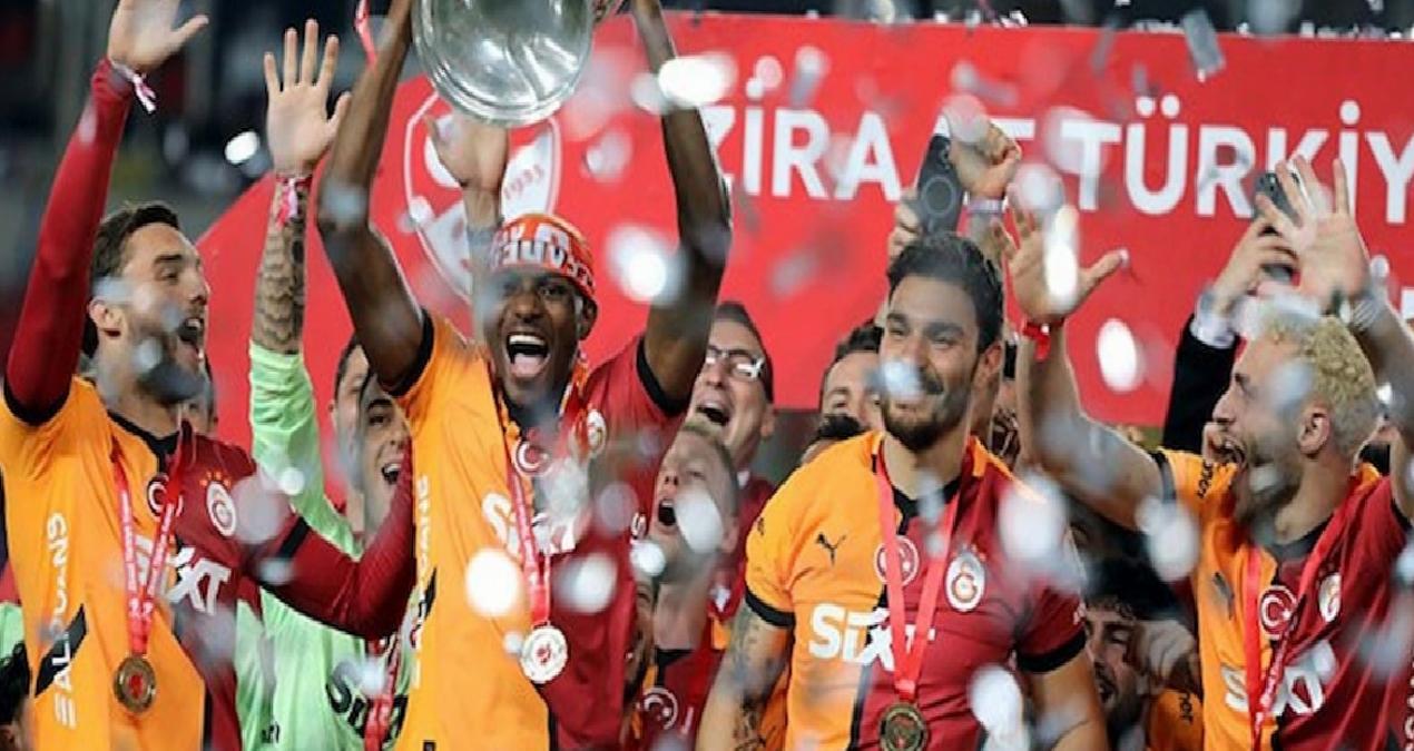 Çifte kupalı şampiyonluğa çılgın prim!