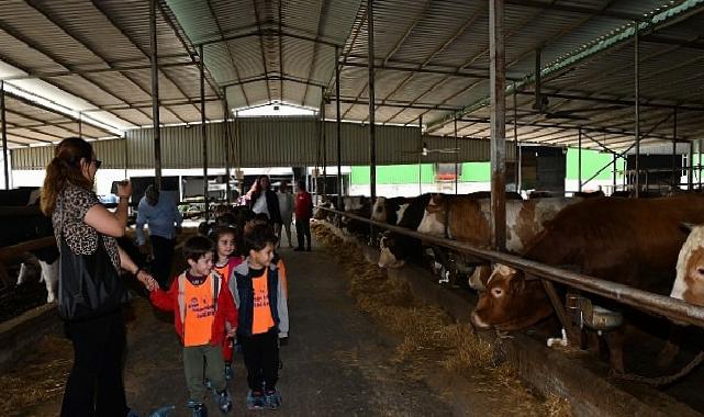 Çiğli Belediyesi’nden çocuklara doğa ve hayvanlarla iç içe unutulmaz bir gün