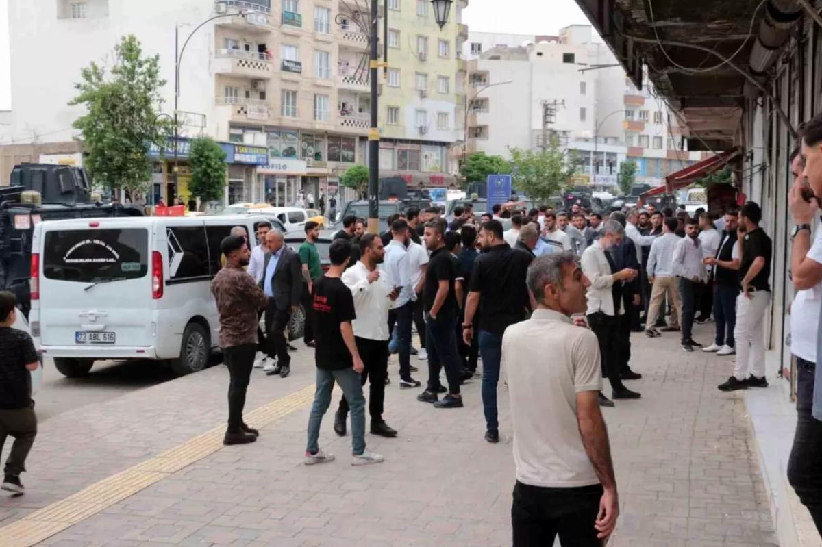 Cizre’de Bıçaklı Kavga: 2 Yaralı
