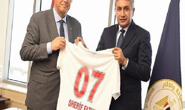 Corendon Airlines Yönetim Kurulu Başkanı Yıldıray Karaer, Mısır’ın Turizm ve Sivil Havacılık Bakanları ile bir araya geldi
