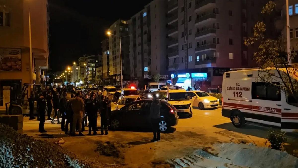 Çorum’da Bıçaklı Kavga: 2 Yaralı