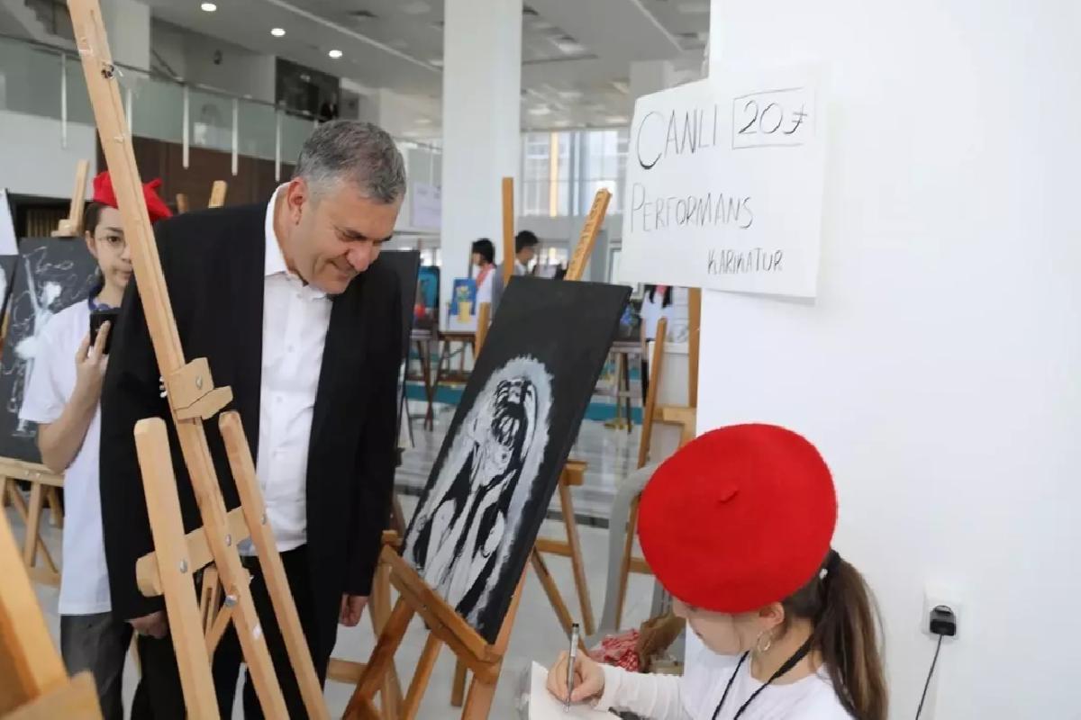 Çubuk’ta Bilim Fuarı Açıldı