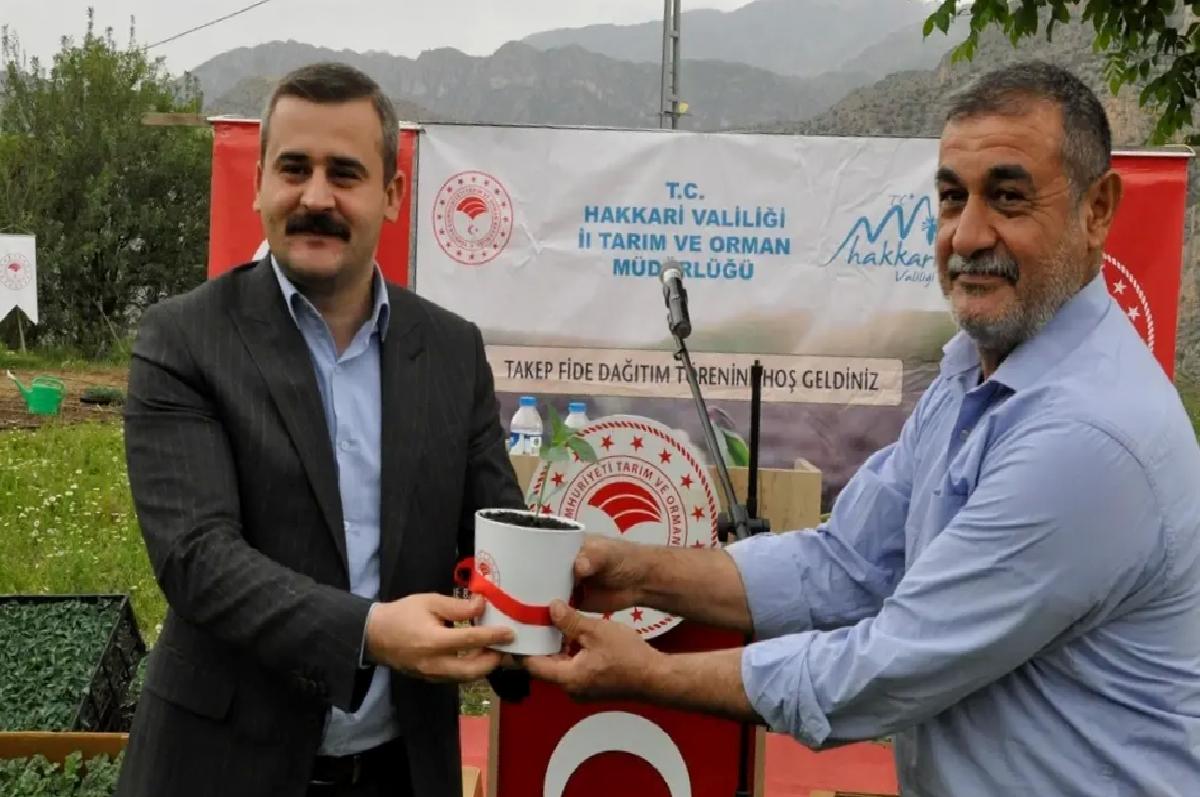 Çukurca’da Çiftçilere 43 Bin Fideler Dağıtıldı