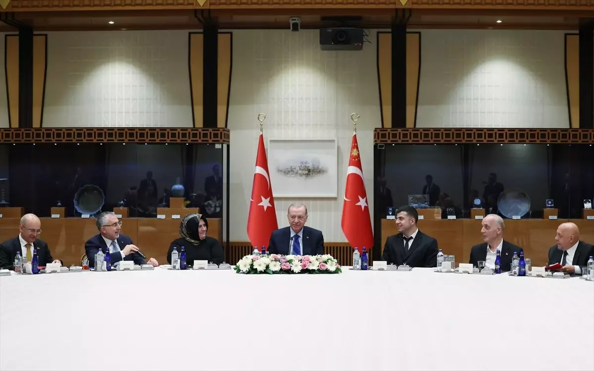 Cumhurbaşkanı Erdoğan, işçi ve işveren temsilcilerini kabul etti Açıklaması