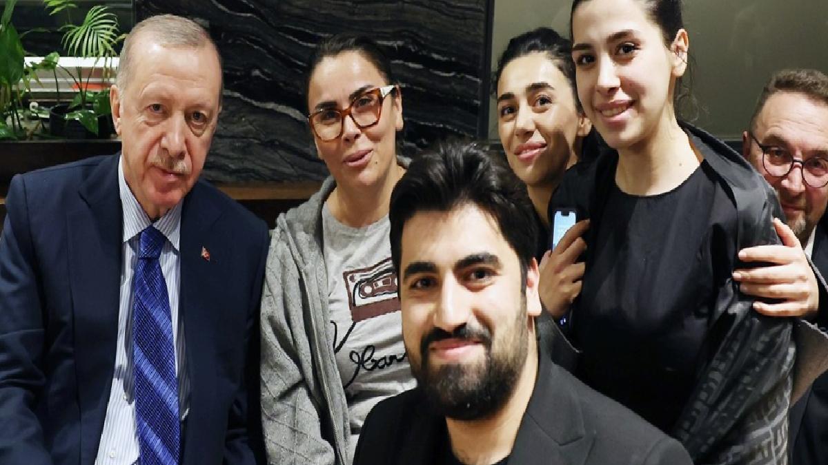 Cumhurbaşkanı Erdoğan kafede vatandaşlarla sohbet etti
