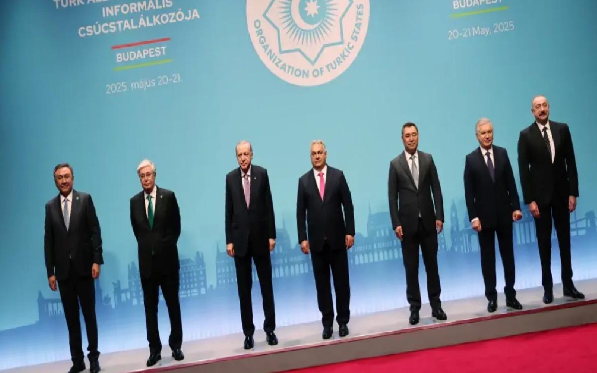 Cumhurbaşkanı Erdoğan, Türk Devletleri Teşkilatı Gayri Resmi Zirvesi için Macaristan’da
