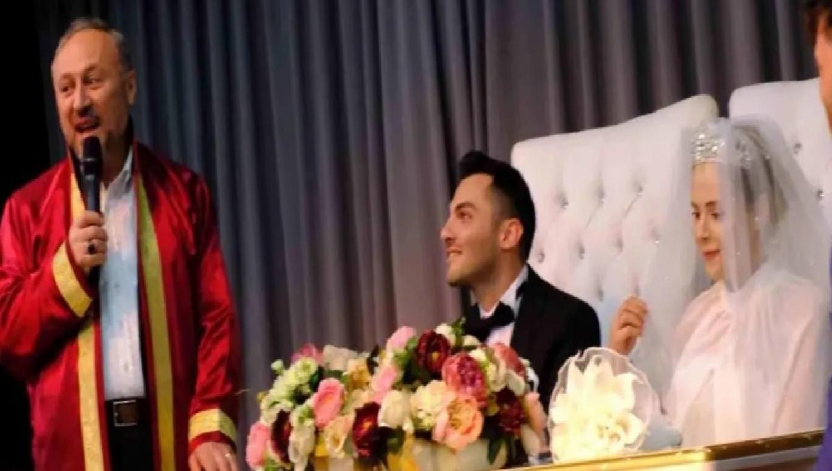 Damat Fısıldadı, Nikah Memuru Esprili Yanıt Verdi