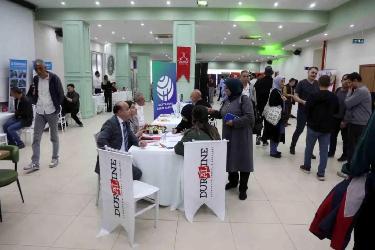 Darıca’da İstihdam Fuarı’na Büyük İlgi