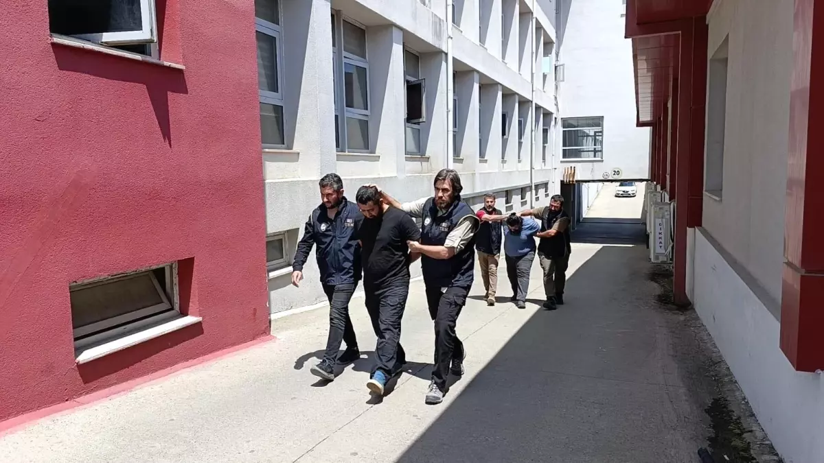 DEAŞ’a Para Transferi Yapan İki Şüpheli Tutuklandı
