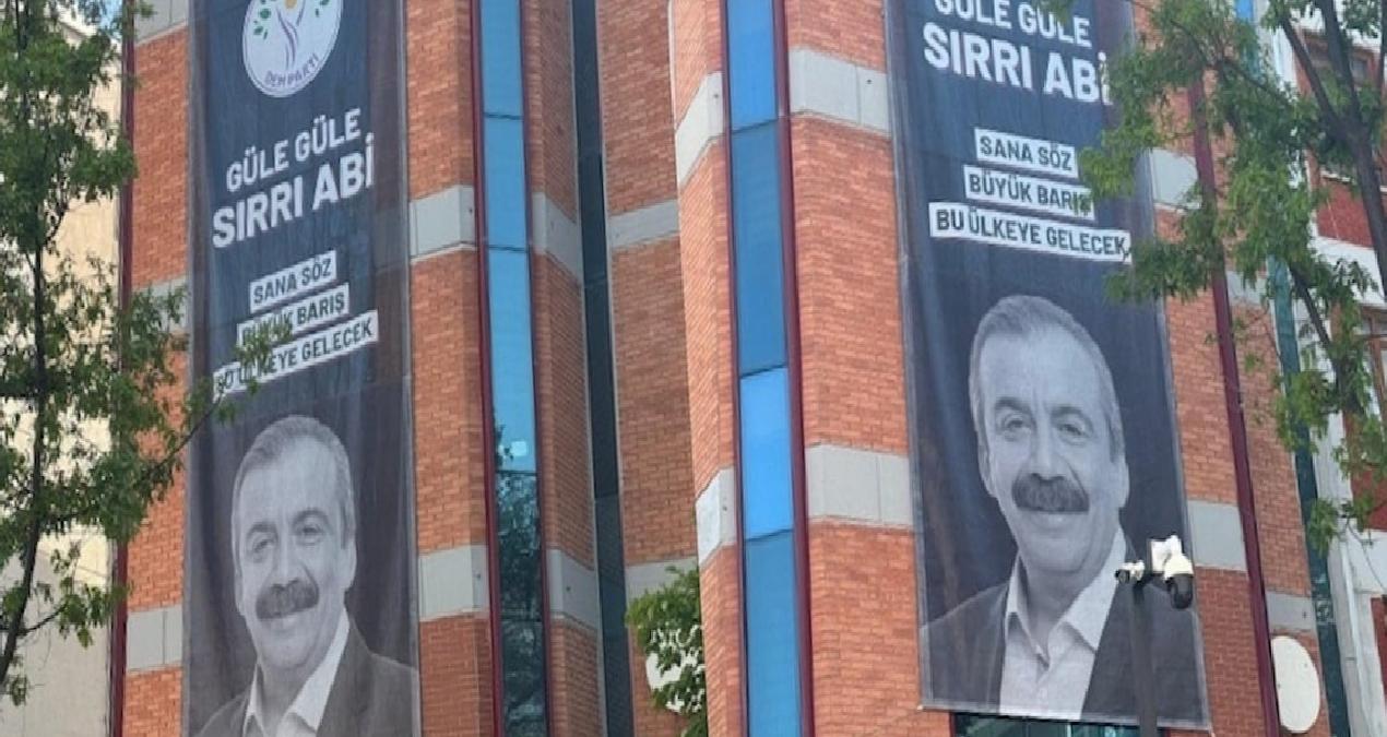 DEM Parti Genel Merkezi’ne Sırrı Süreyya Önder afişi asıldı: ‘Sana söz…’