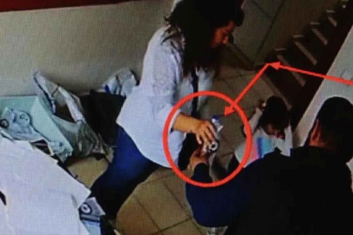 Depremde ölenlerin altınlarını çalan polis ihraç edildi