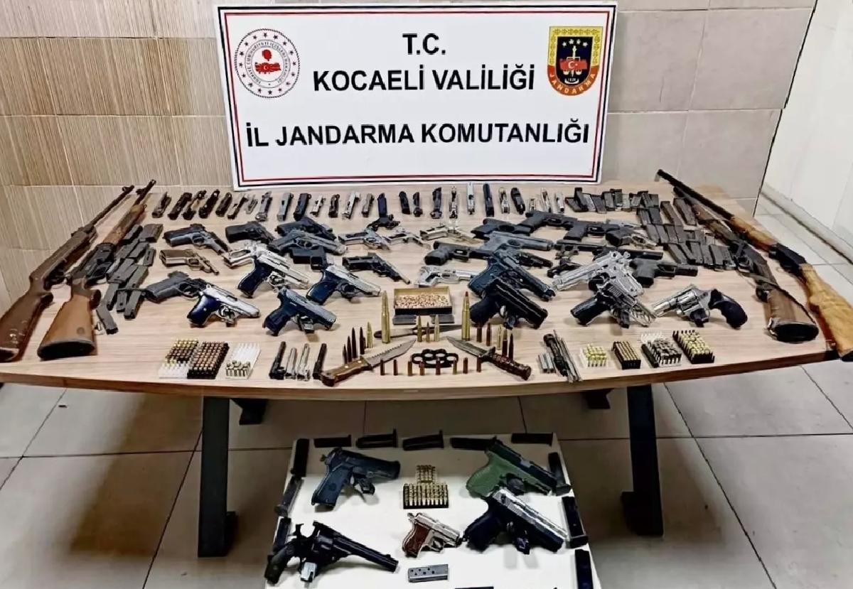 Derince’de Ruhsatsız Silah Operasyonu