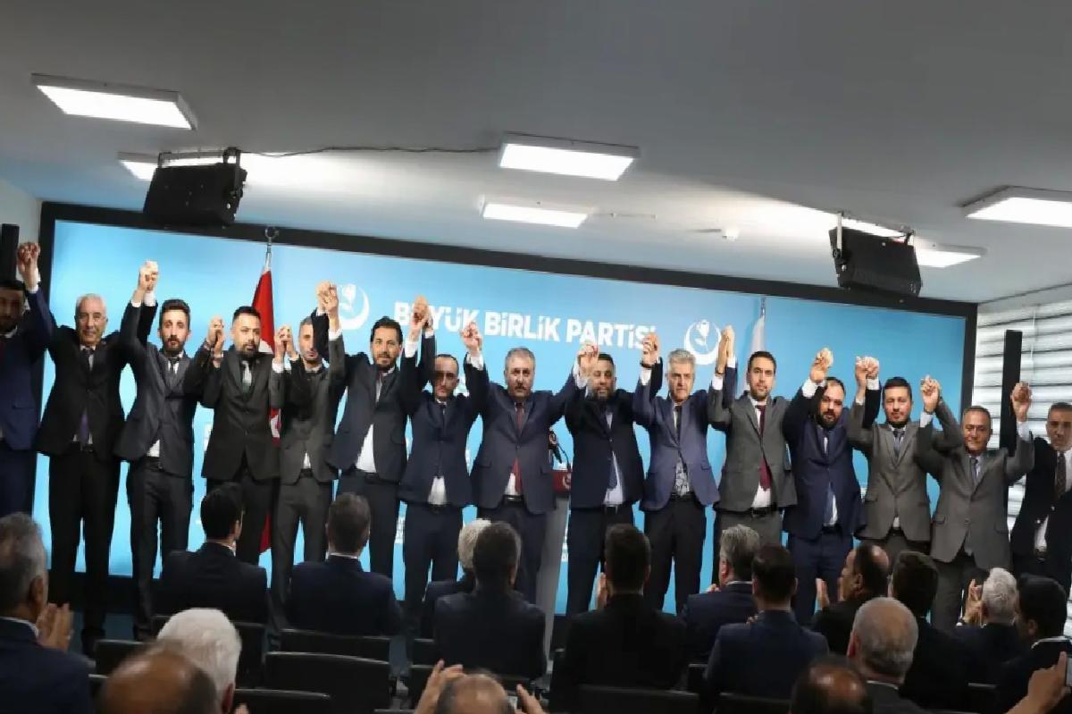 Destici: Türkiye her şartta Pakistan’ın yanında yer almalıdır
