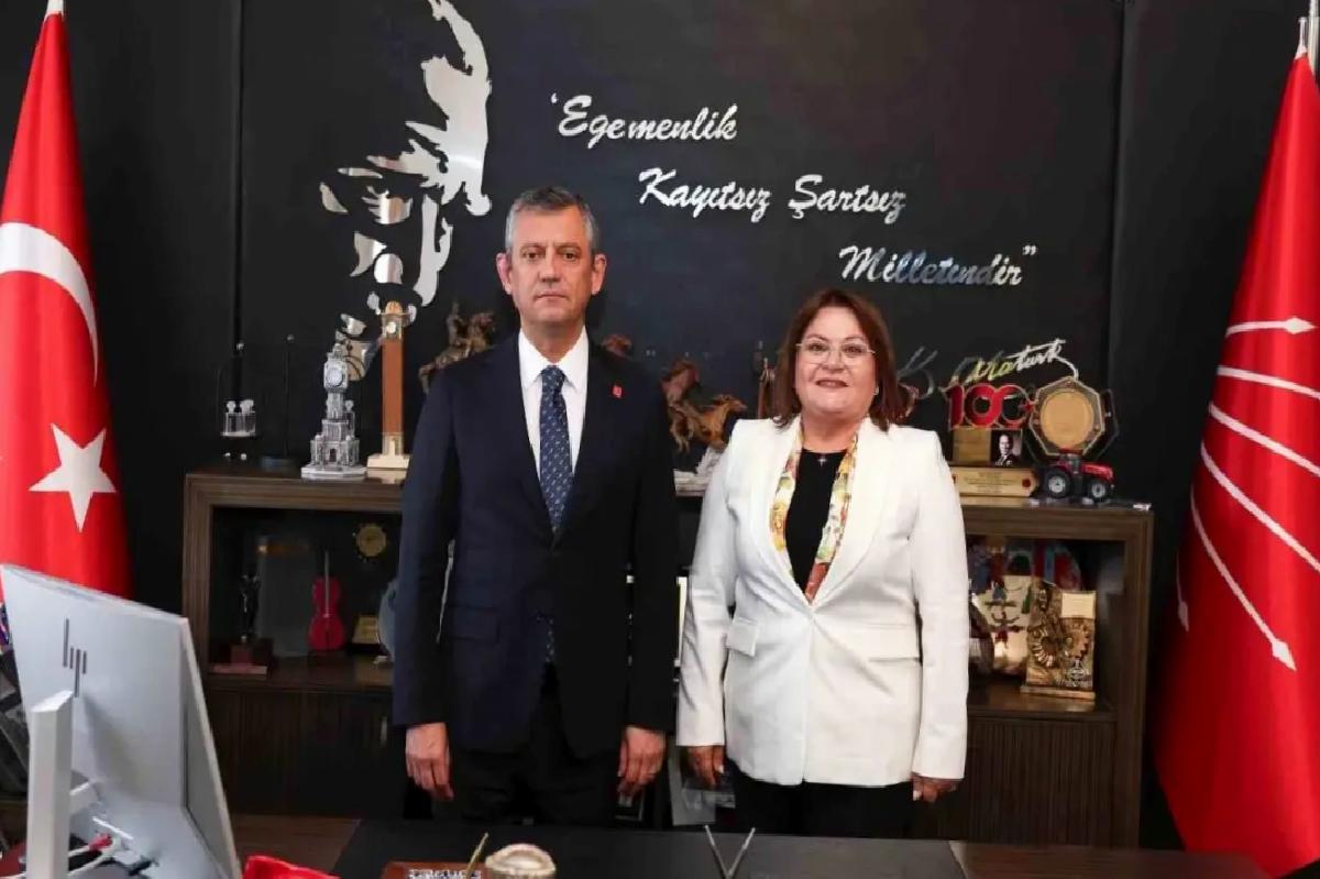 Didim Belediye Başkanı Hatice Gençay, Özgür Özel’i Ziyaret Etti