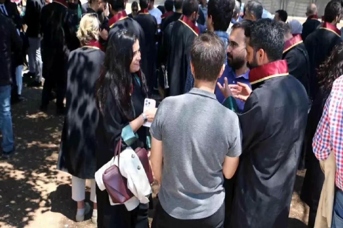 Diyarbakır’da Avukata Saldırı Protesto Edildi