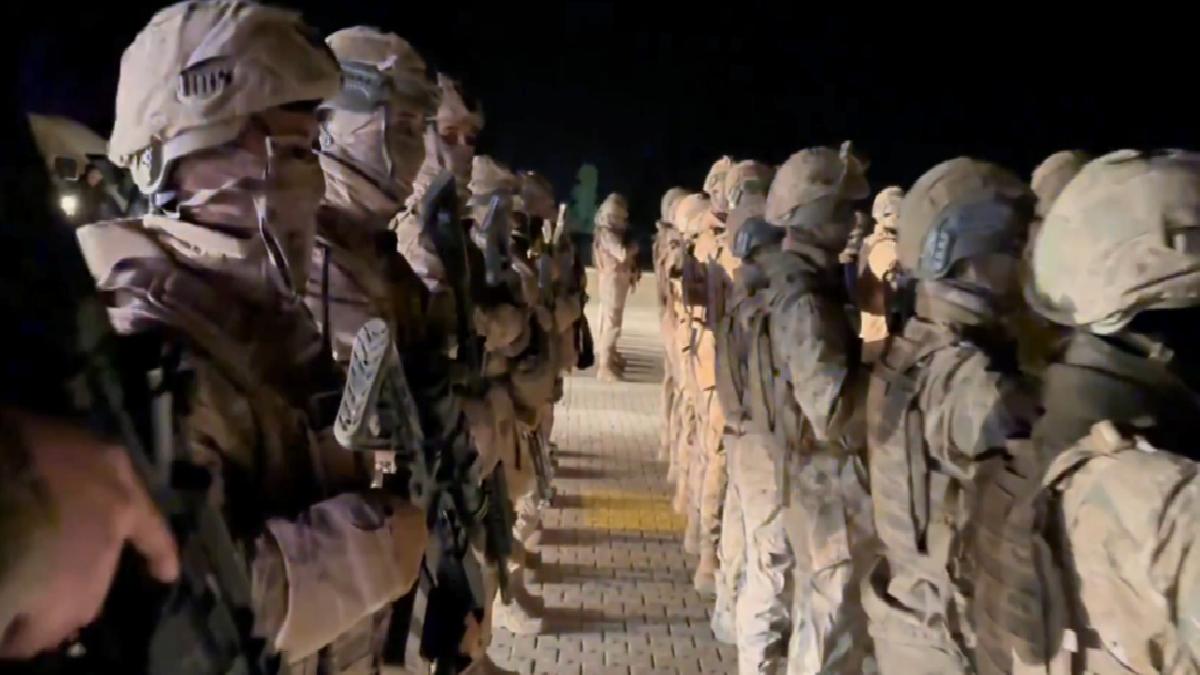 Diyarbakır’da dev uyuşturucu operasyonu: 8 zehir taciri yakalandı