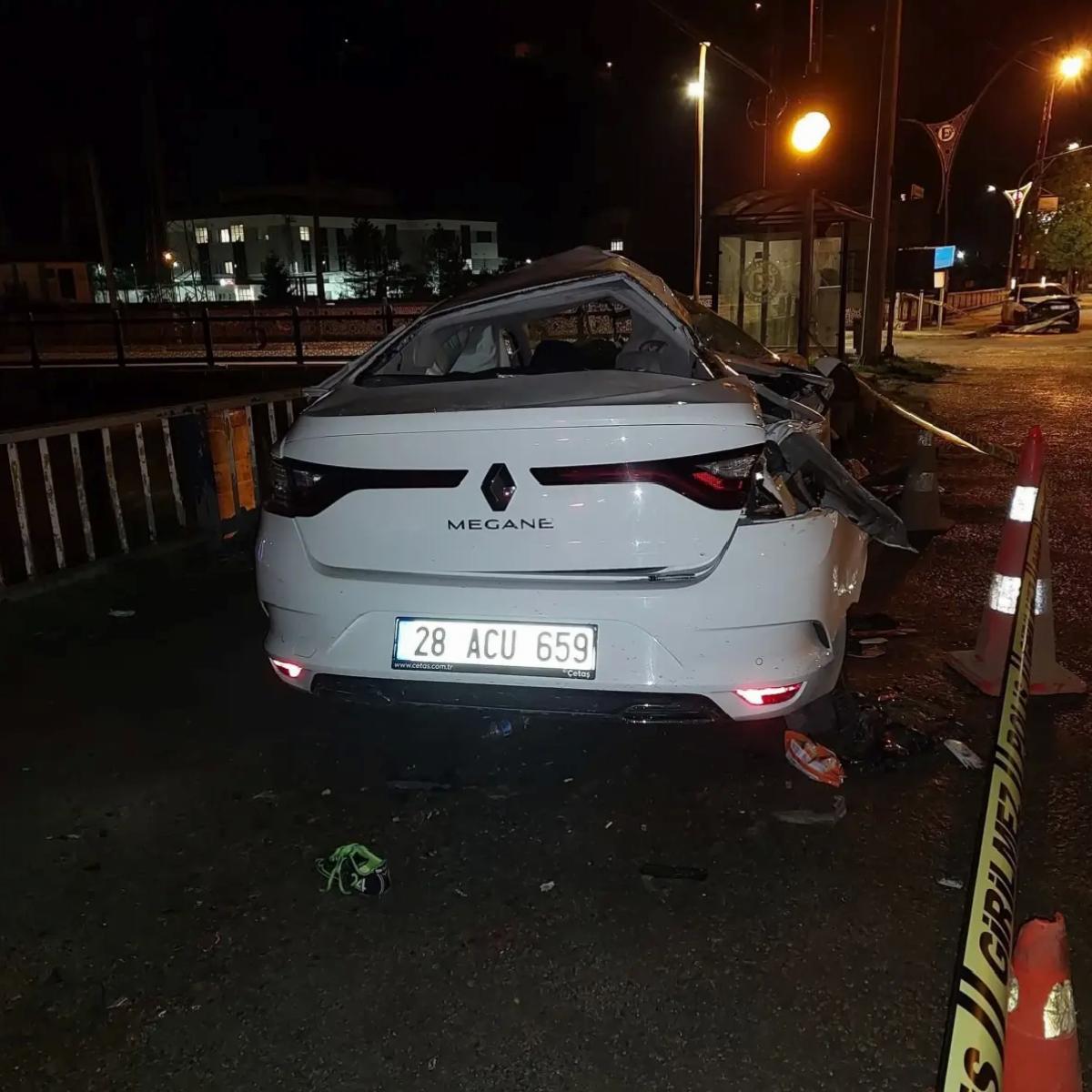 Doğankent’te Trafik Kazası: 2 Ölü, 3 Yaralı