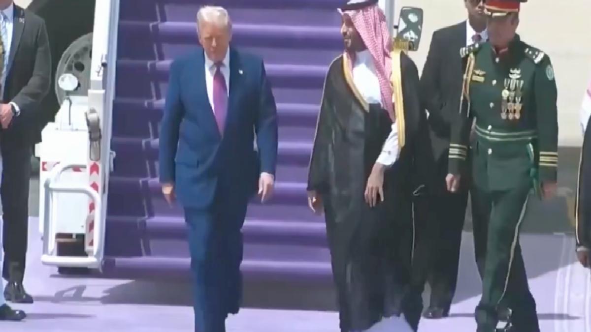 Donald Trump, Suudi Arabistan’da ikram edilen kahveyi içmedi