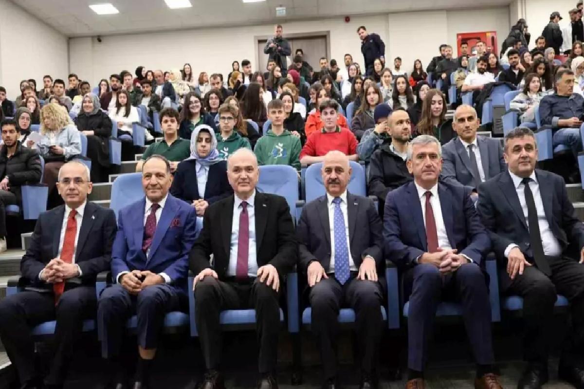 Düzce Belediye Başkanı Öğrencilerle Buluştu