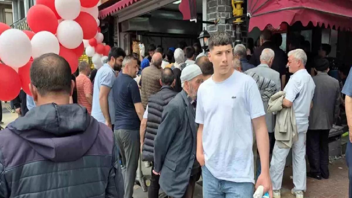 Düzce’de Döner İzdihamı: 1 TL Fırsatı