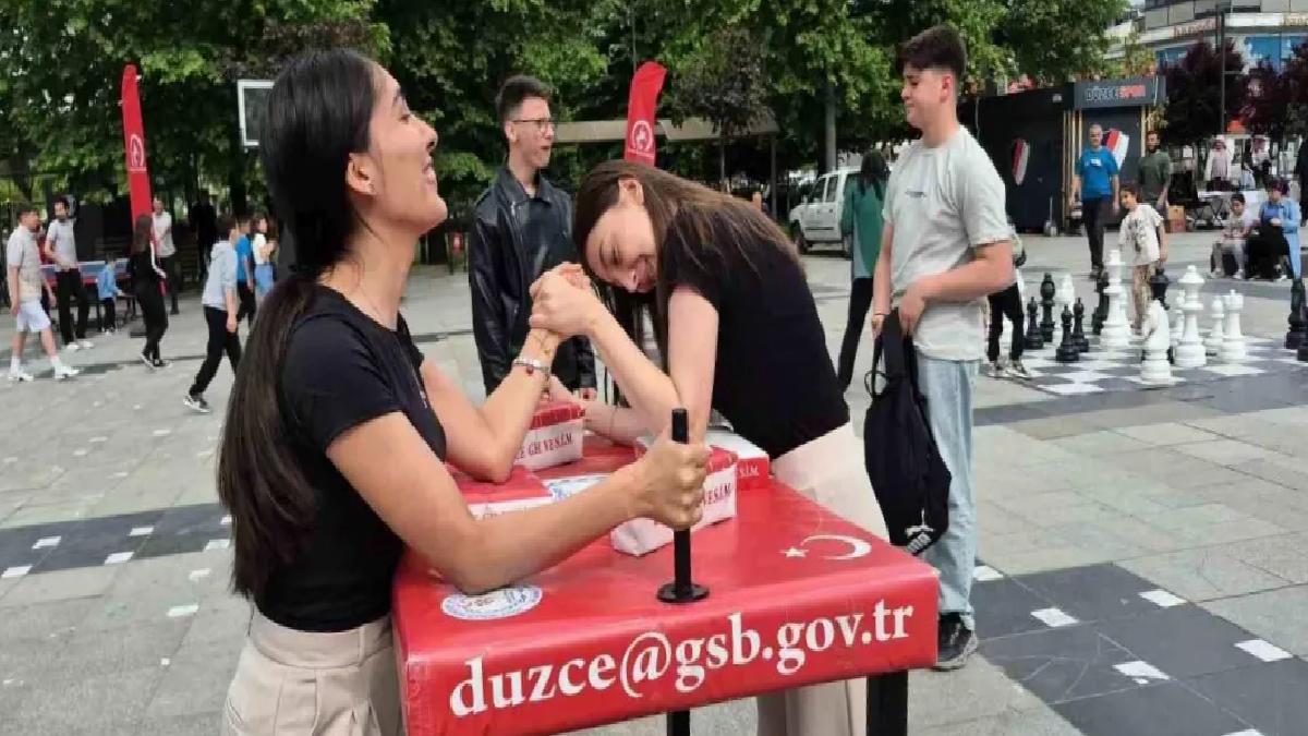 Düzce’de Gençlik Haftası Spor Etkinlikleriyle Kutlanıyor
