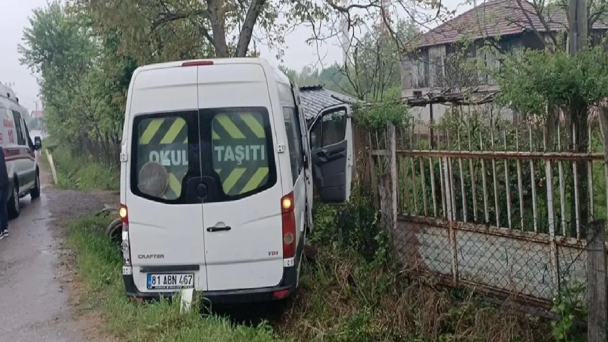 Düzce’de İşçi Servisi Kazası: 8 Yaralı