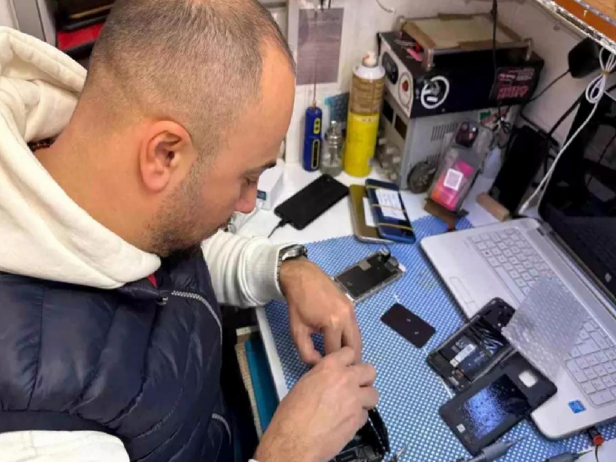 Düzce’de Telefon Tamirine Yoğun İlgi