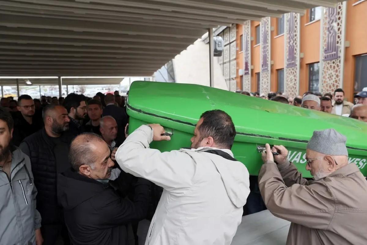 Ebru Heper Sivas’ta Toprağa Verildi