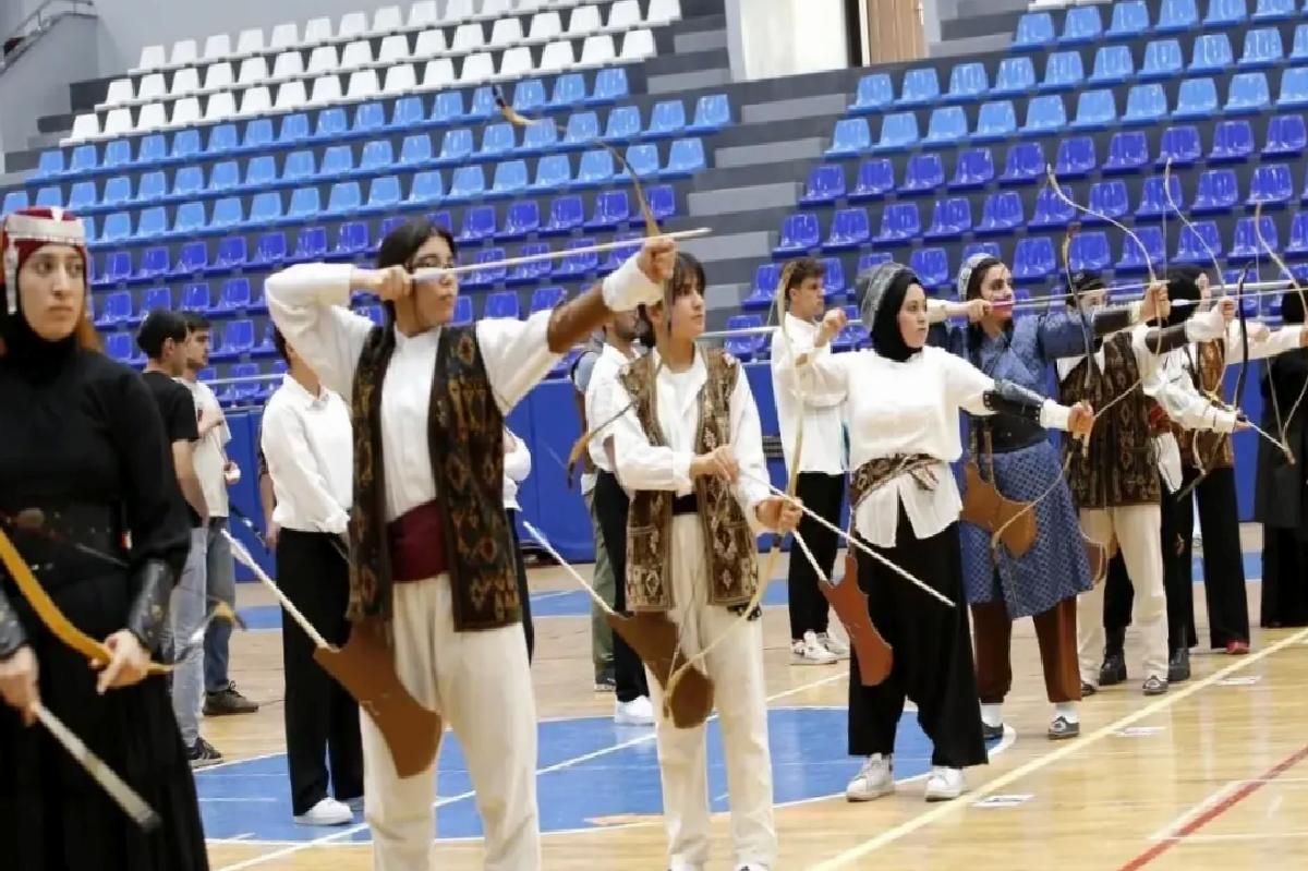 EBYÜ Okçuluk Takımı İkincilik Elde Etti