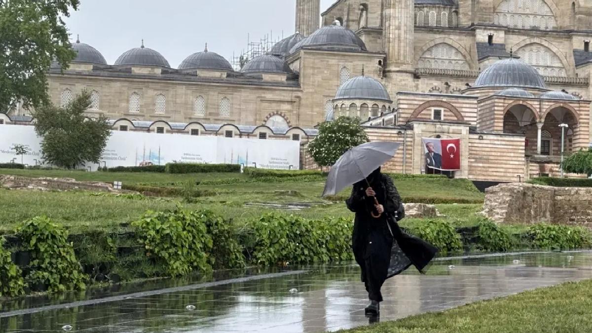 Edirne ve Kırklareli’nde Sağanak Etkili