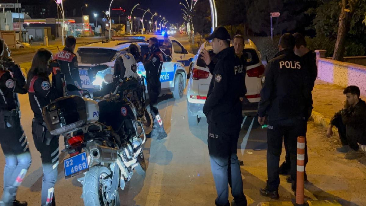 Edirne’de ehliyetsiz sürücü trafiği birbirine kattı